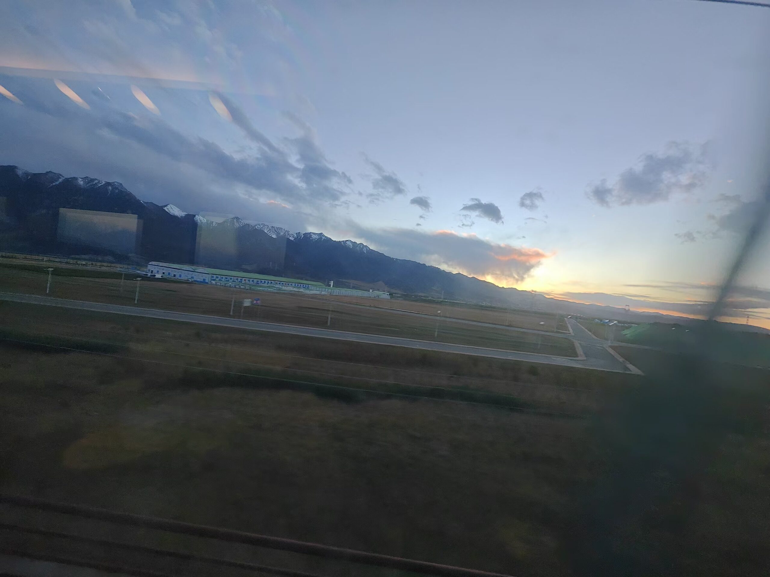 中点，抉择，转向？